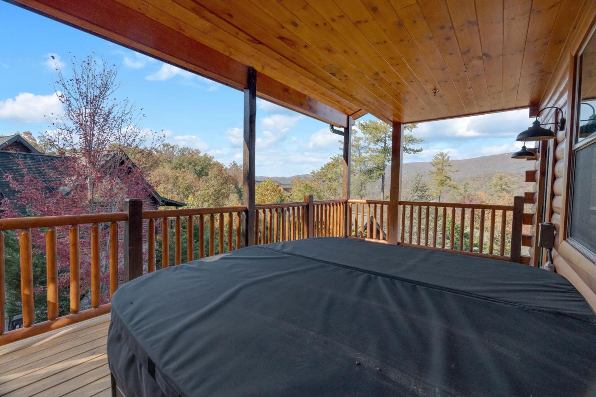 New Luxury Cabin With Indoor Pool, Hot Tub, & Theater Villa Pigeon Forge Bagian luar foto