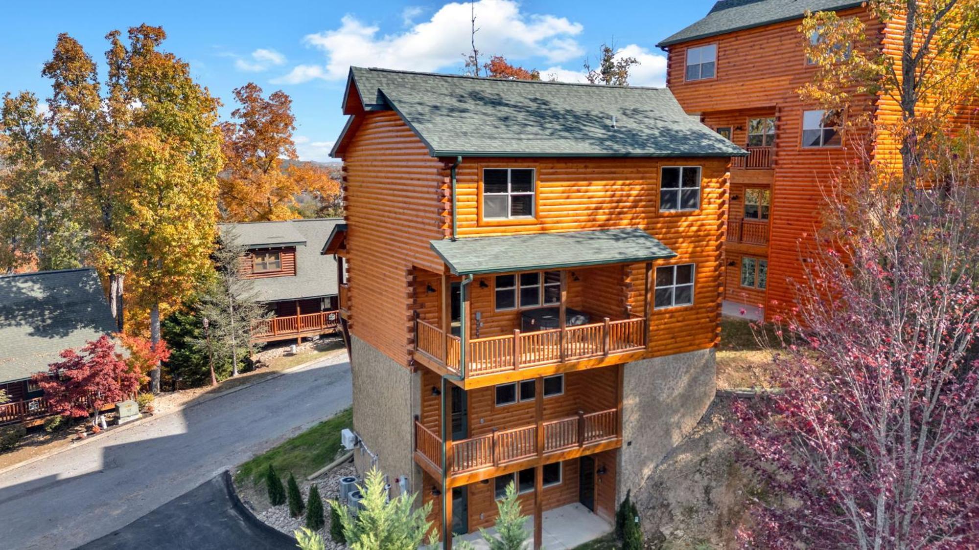 New Luxury Cabin With Indoor Pool, Hot Tub, & Theater Villa Pigeon Forge Bagian luar foto