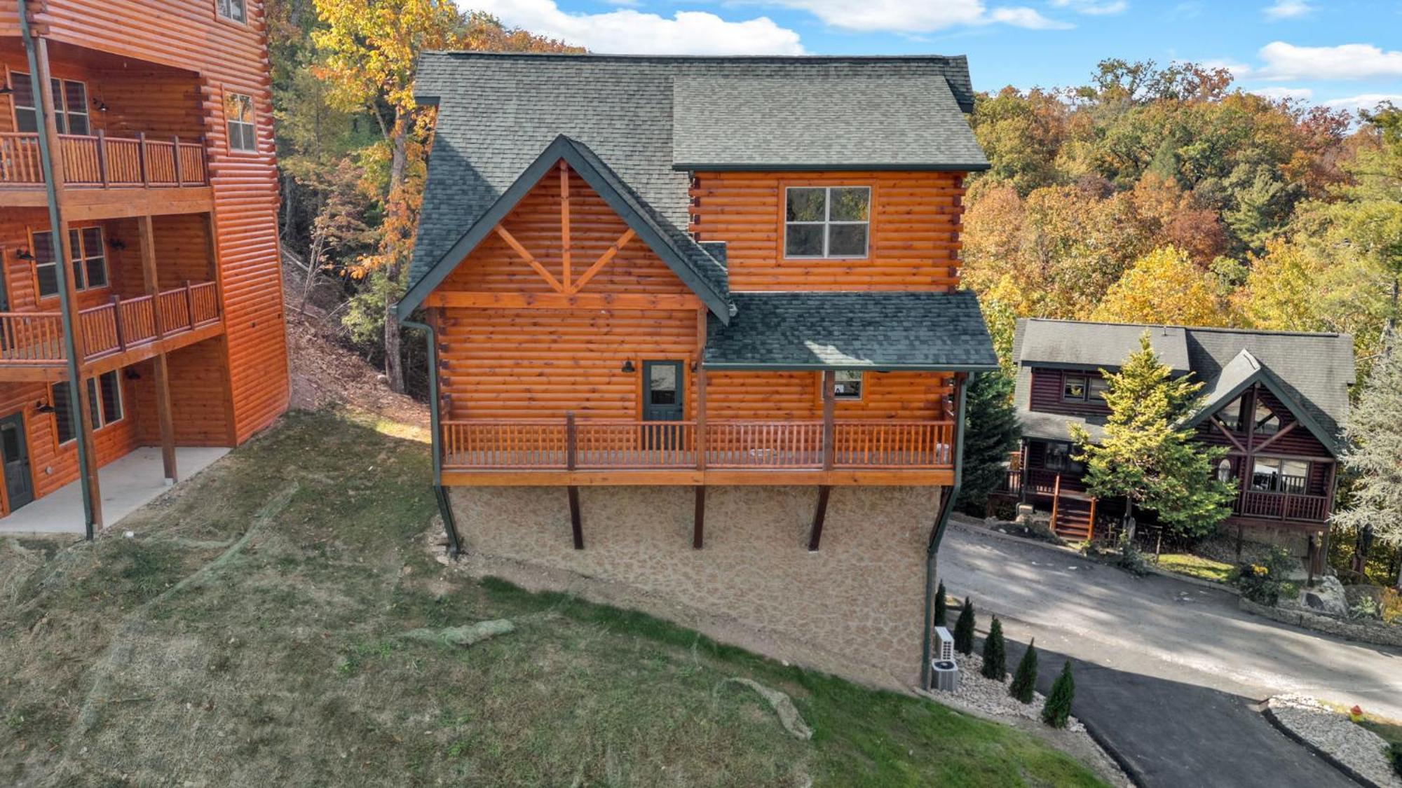 New Luxury Cabin With Indoor Pool, Hot Tub, & Theater Villa Pigeon Forge Bagian luar foto