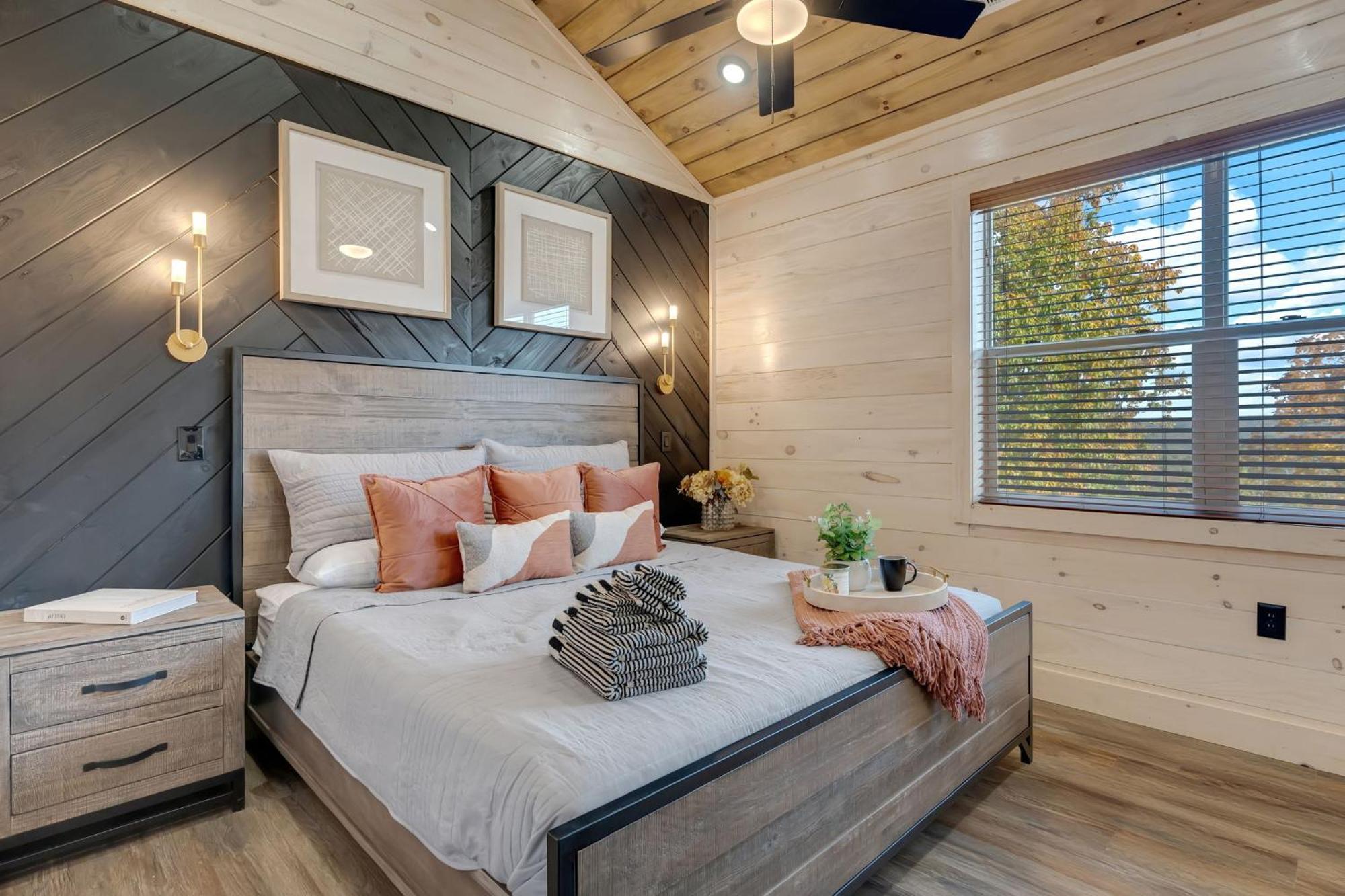 New Luxury Cabin With Indoor Pool, Hot Tub, & Theater Villa Pigeon Forge Bagian luar foto